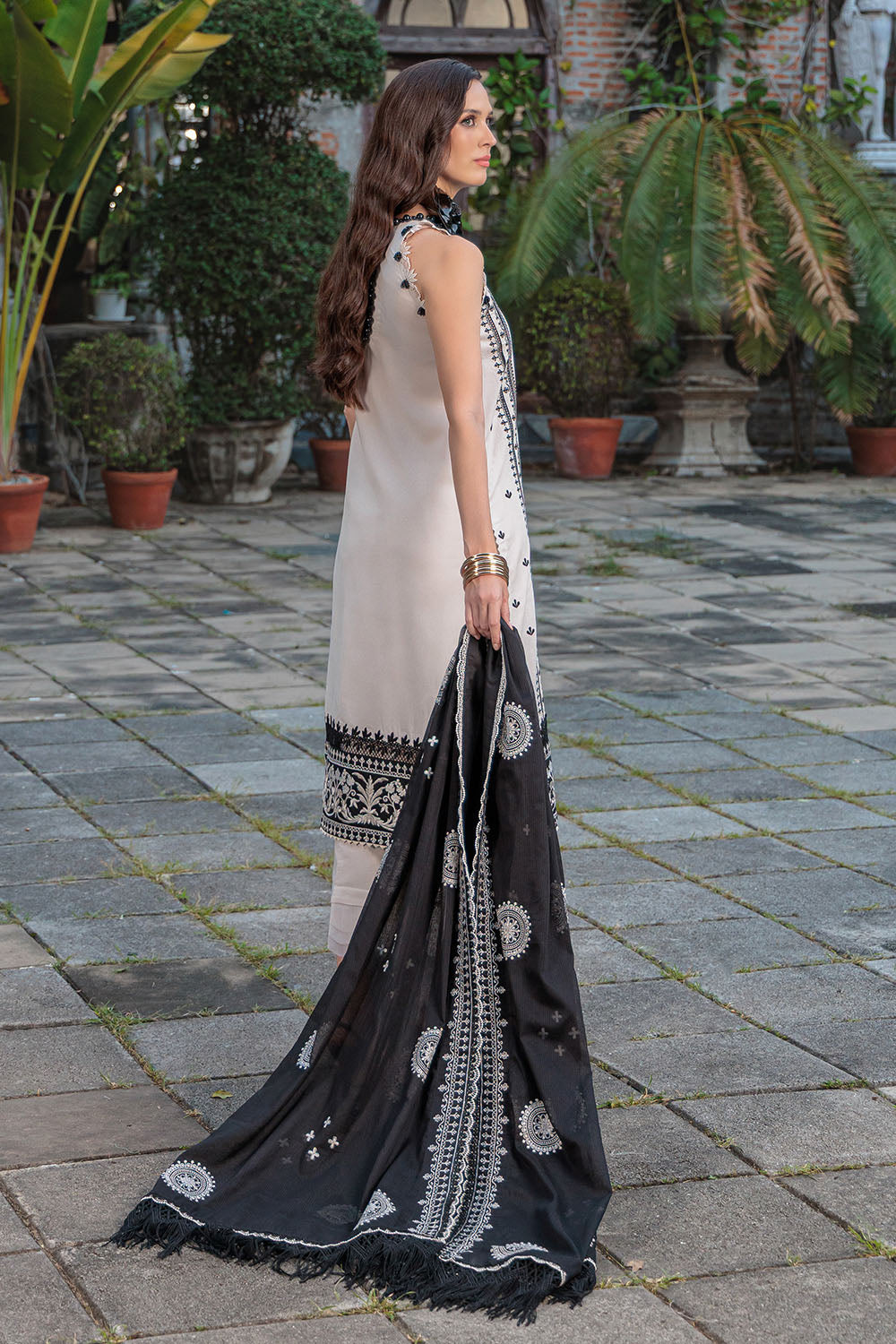 Mitti ki Khusboo by Gul Ahmed Unstitched Embroidered Lawn 3 Piece Suit GA26UMK DN-52046 - Summer Collection