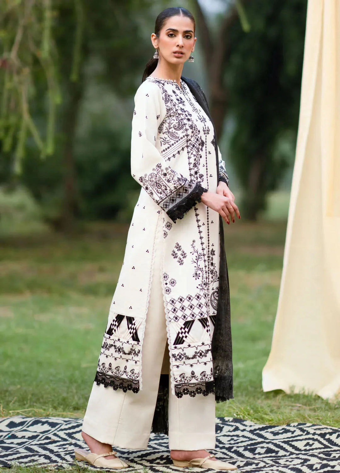Florent Embroidered Khaddar Suits Unstitched 3 Piece FL25FU FL-05 B - Formals Collection