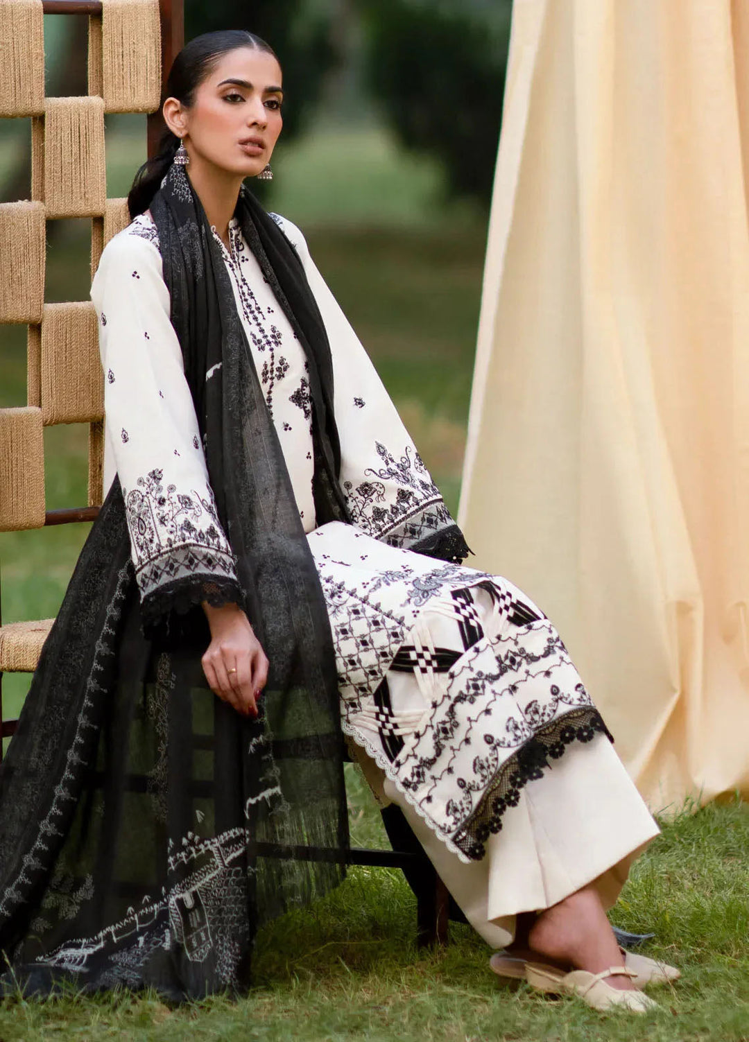 Florent Embroidered Khaddar Suits Unstitched 3 Piece FL25FU FL-05 B - Formals Collection