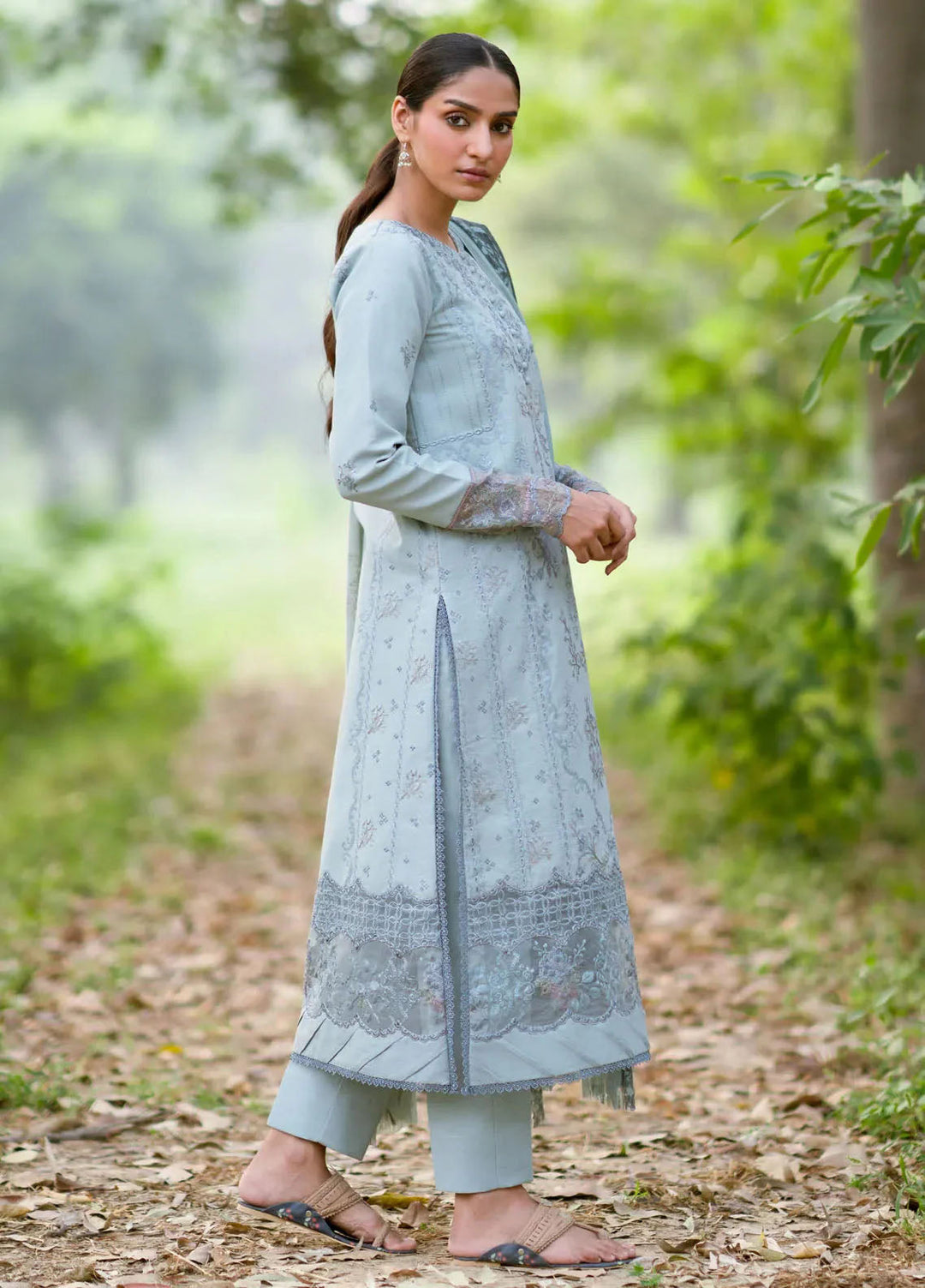 Florent Embroidered Khaddar Suits Unstitched 3 Piece FL25FU FL-07 B - Formals Collection