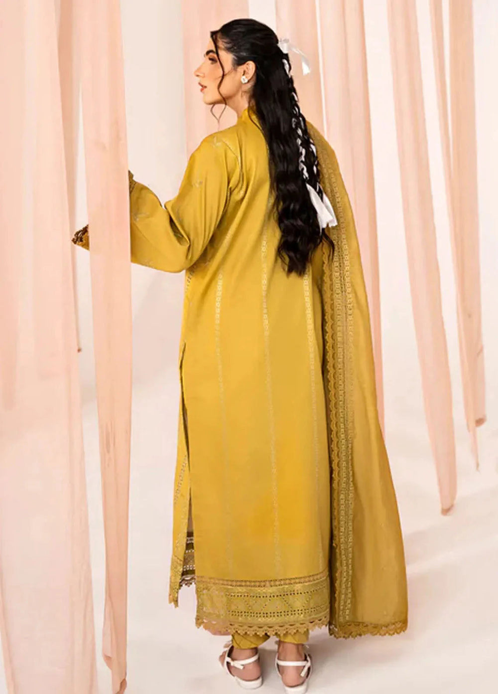 Florent Embroidered Cambric Suits Unstitched 3 Piece FL25FU FL-6A - Formals Collection