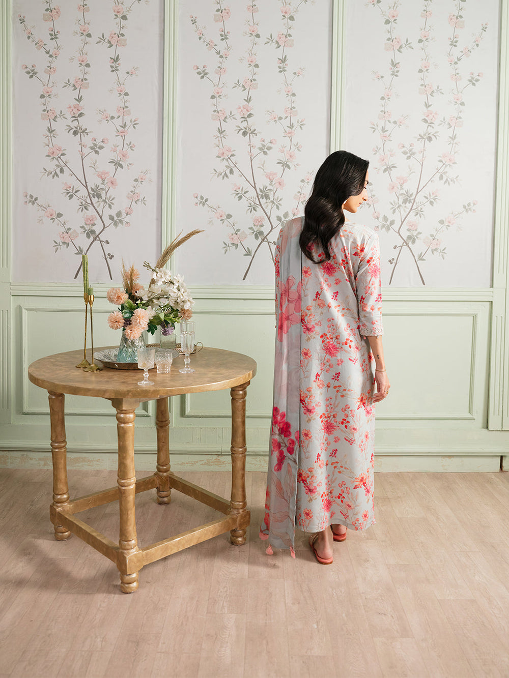 The Meetup by Yards Unstitched Embroidered Lawn 3 Piece Suit First Glance Casual Collection