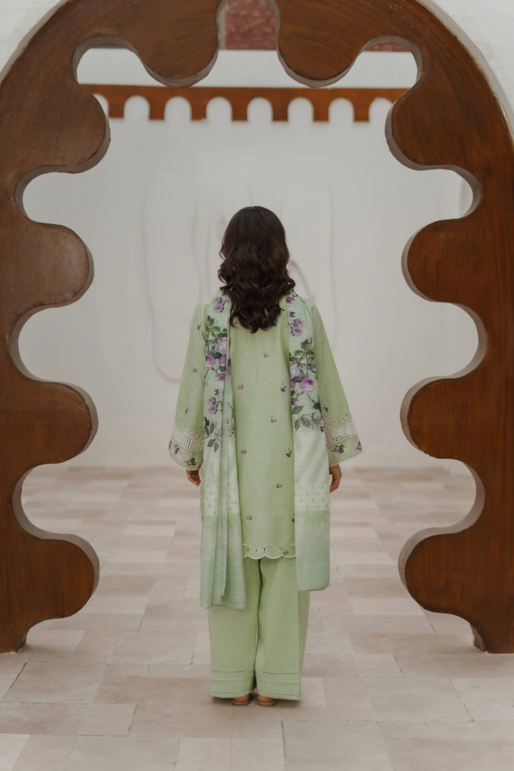 Manara by Maria Embroidered Chiffon 3 Piece Suit GARDENIA - Festive Collection