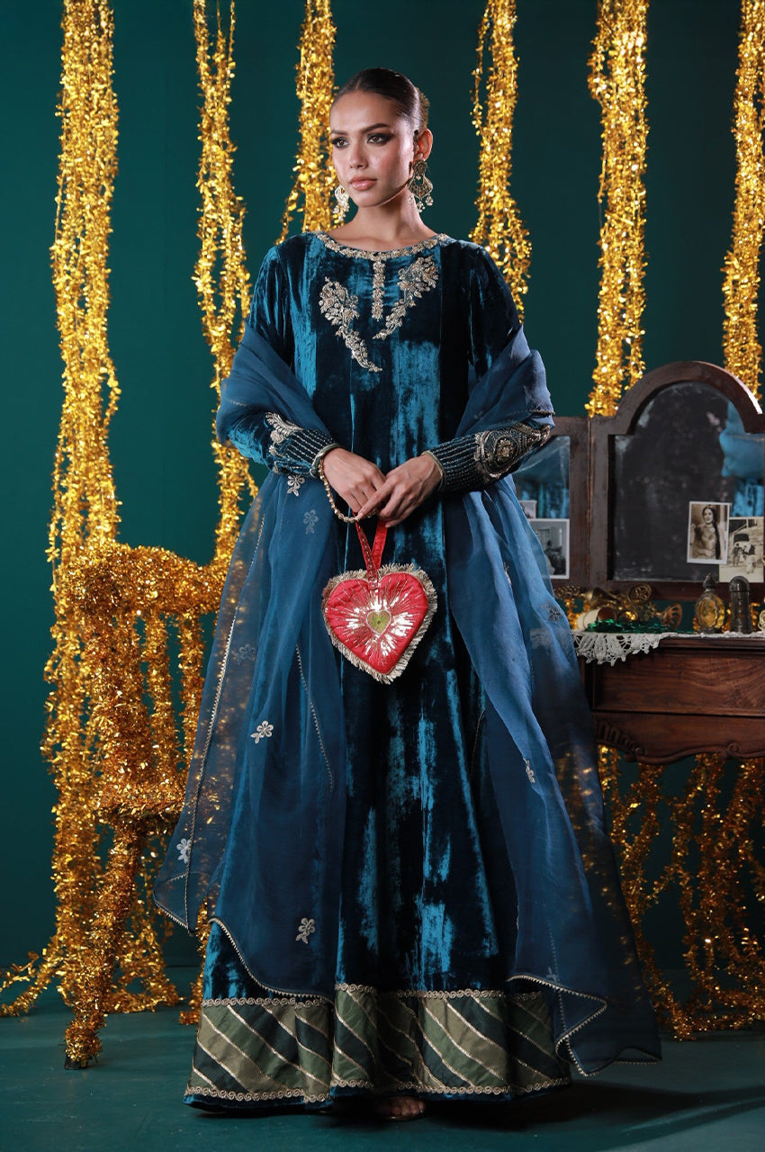 Makhmal From Nizka By Nida Rehan RTW Hand work Velvet 2 Piece Suit Nayab - Festive Collection