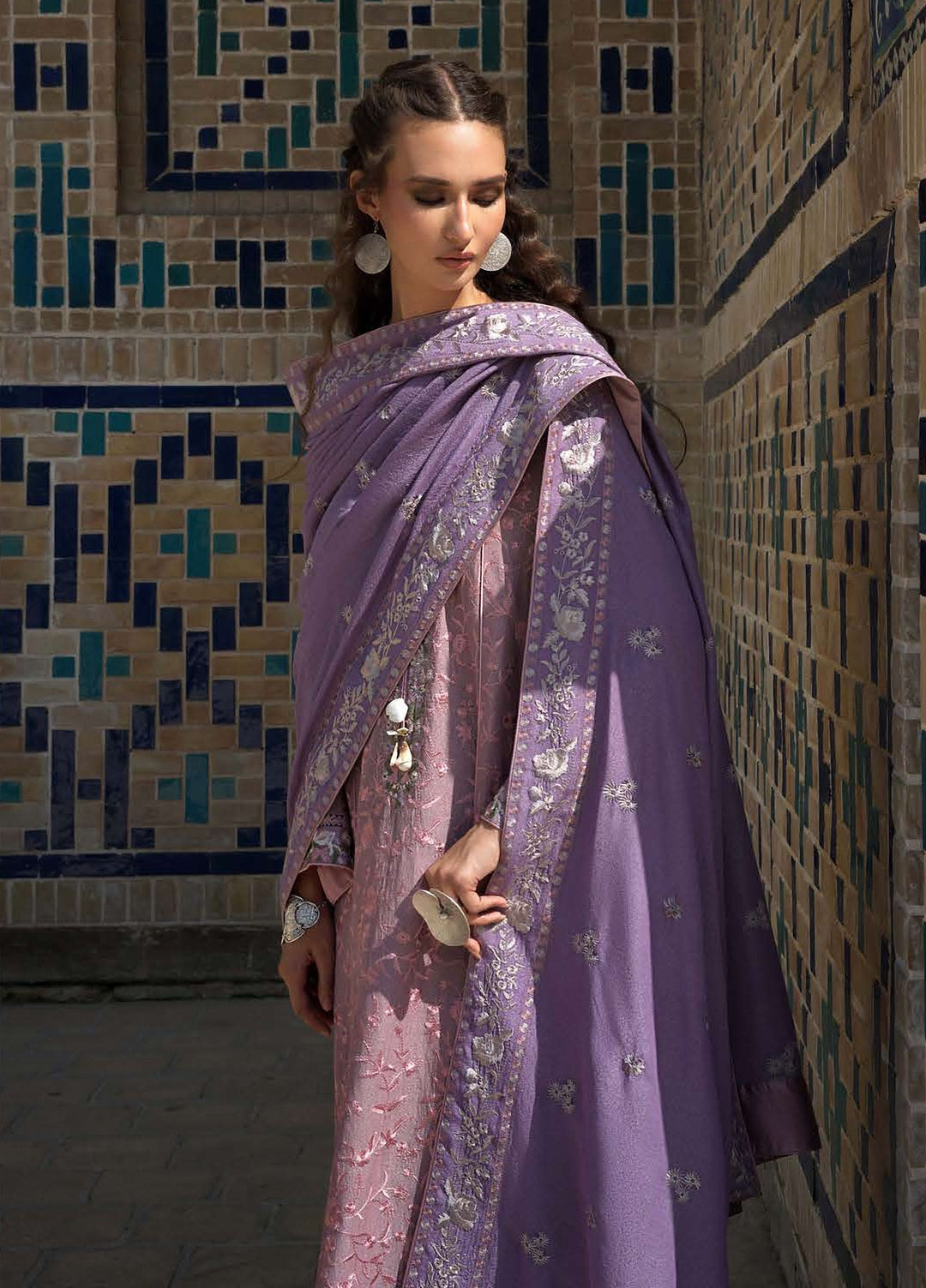 Beneath Bukhara by Mushq Unstitched Embroidered Karandi 3 Piece Suit MU26UBBW Ark Reverie HUNWI260108 - Winter Collection