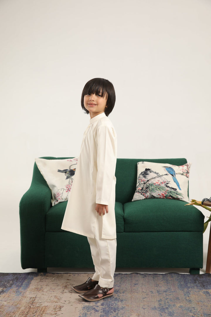 Muraqsh Ready To Wear Solids  Boys Bosky White Blended Kurta Trouser MUR-BWKT - Summer Collection