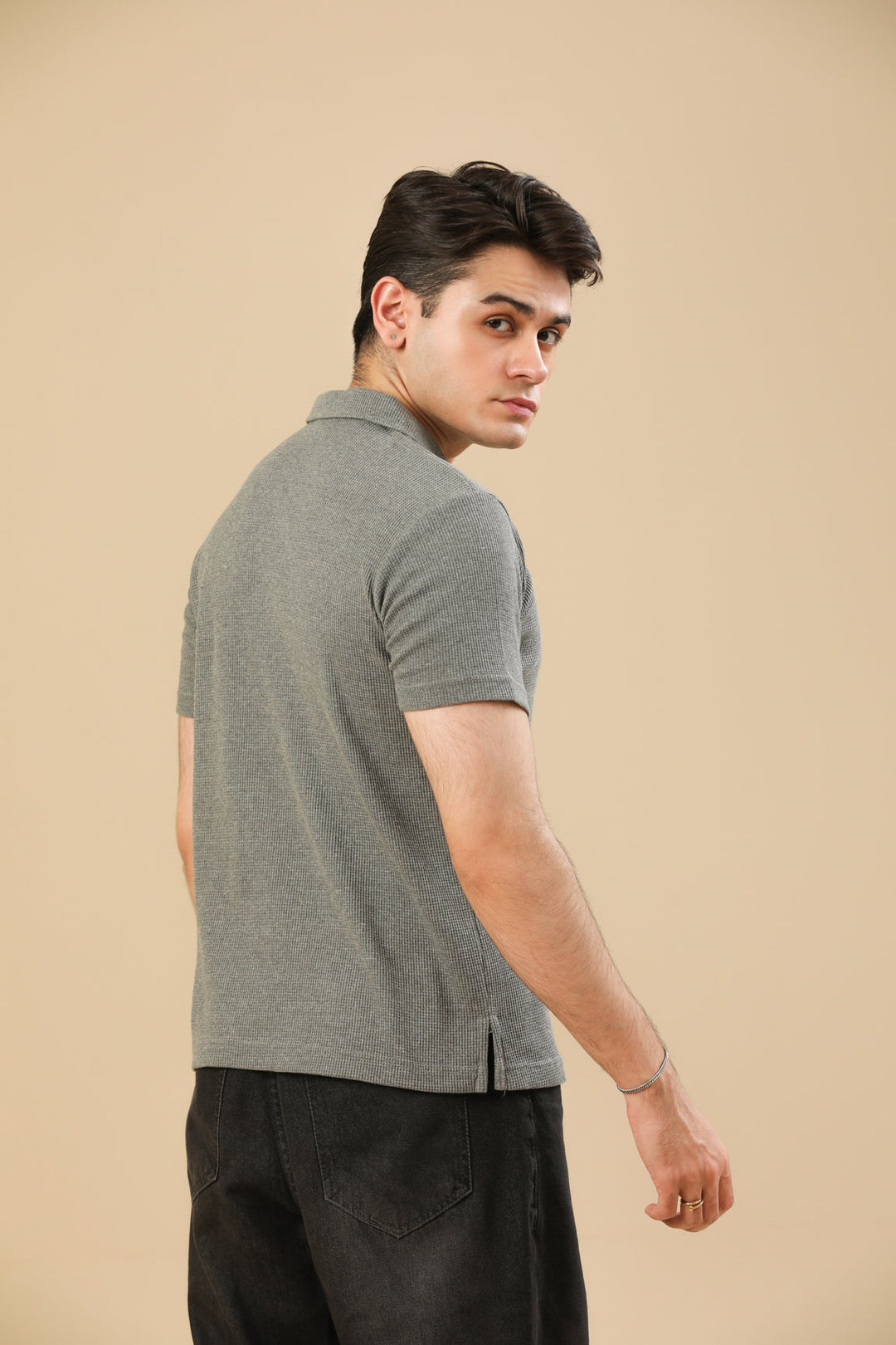 Muraqsh Ready To Wear Solids Waffle Men Light Grey Revere Polo ABDGWRP - Summer Collection