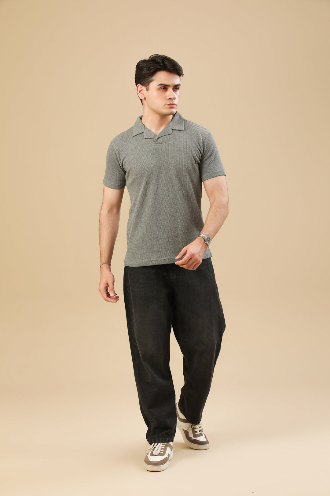 Muraqsh Ready To Wear Solids Waffle Men Light Grey Revere Polo ABDGWRP - Summer Collection