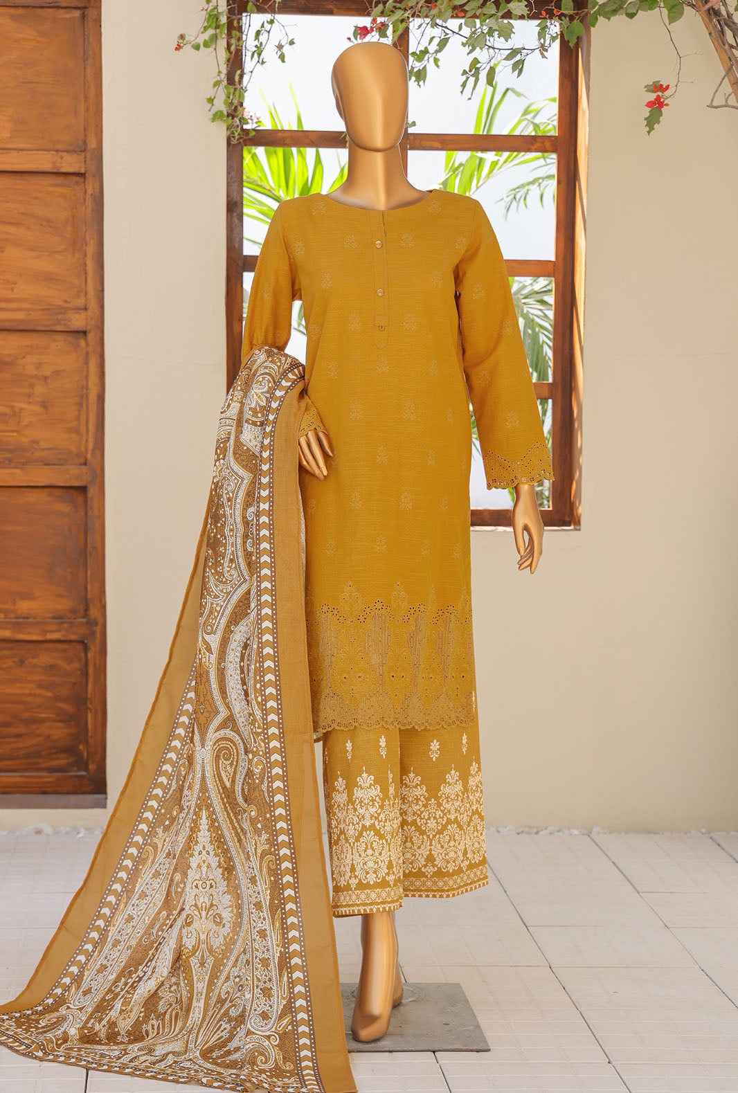 Hz Textiles Unstitched Khaddar Embroidered Suit With Pashmina Shawl 3 Piece KCP-01 - Winter Collection