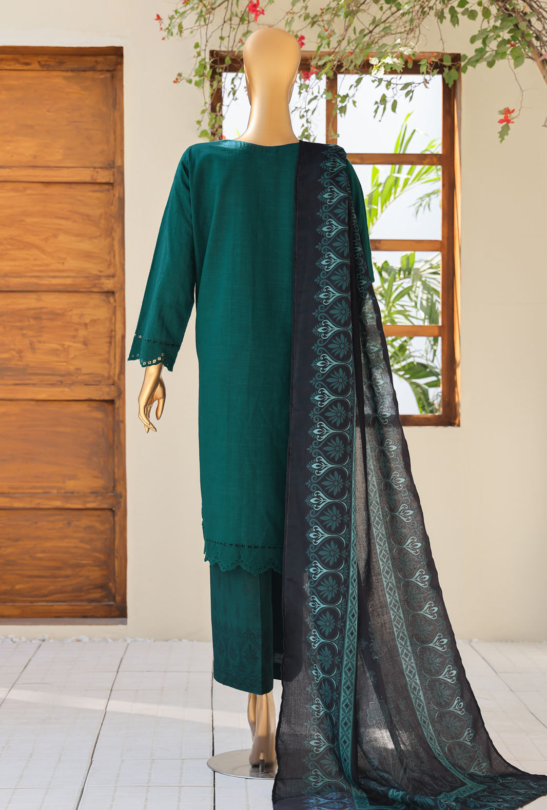 Hz Textiles Unstitched Khaddar Embroidered Suit With Pashmina Shawl 3 Piece KCP-07 - Winter Collection