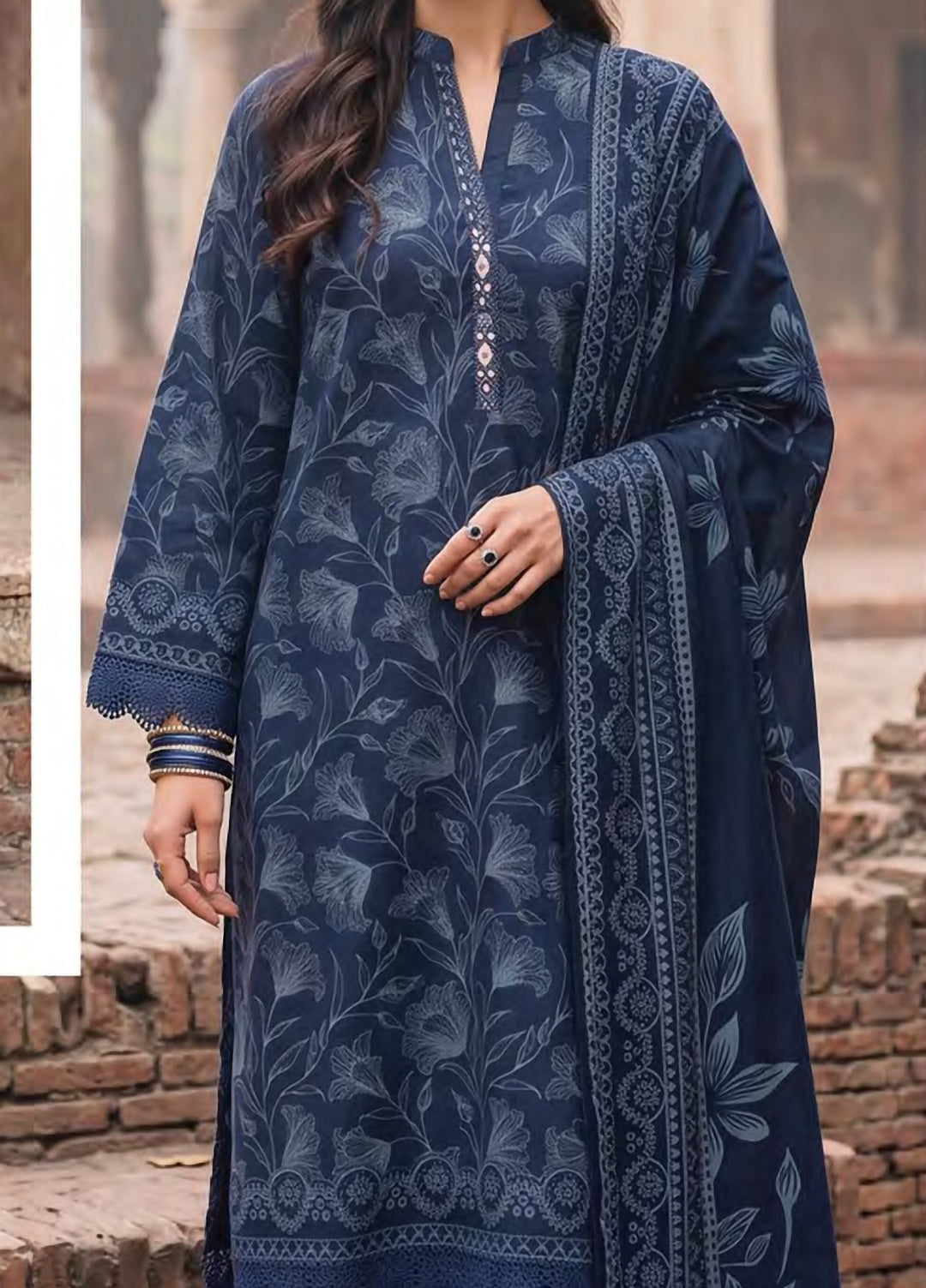 Cashmi by Lakhany Unstitched Printed Wool 3 Piece Suit LSM26UC LG-RK-0198-A - Winter Collection
