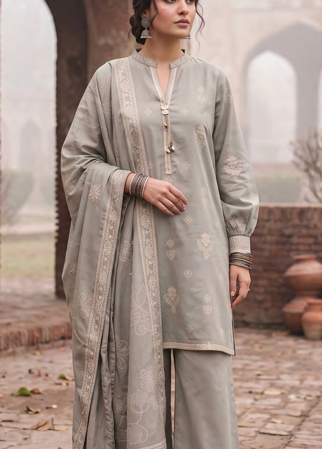 Cashmi by Lakhany Unstitched Printed Wool 3 Piece Suit LSM26UC LG-SG-0166-B - Winter Collection
