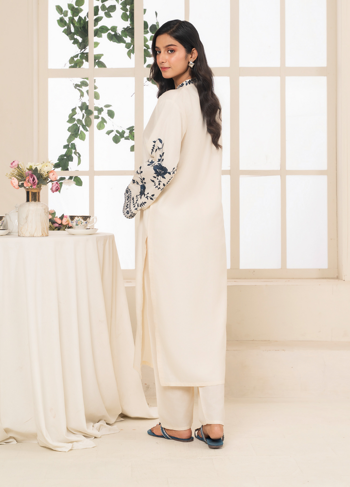 Lamhay by Haniya Mahnoor Pret Embroidered Linen 2 Piece Suit Noor