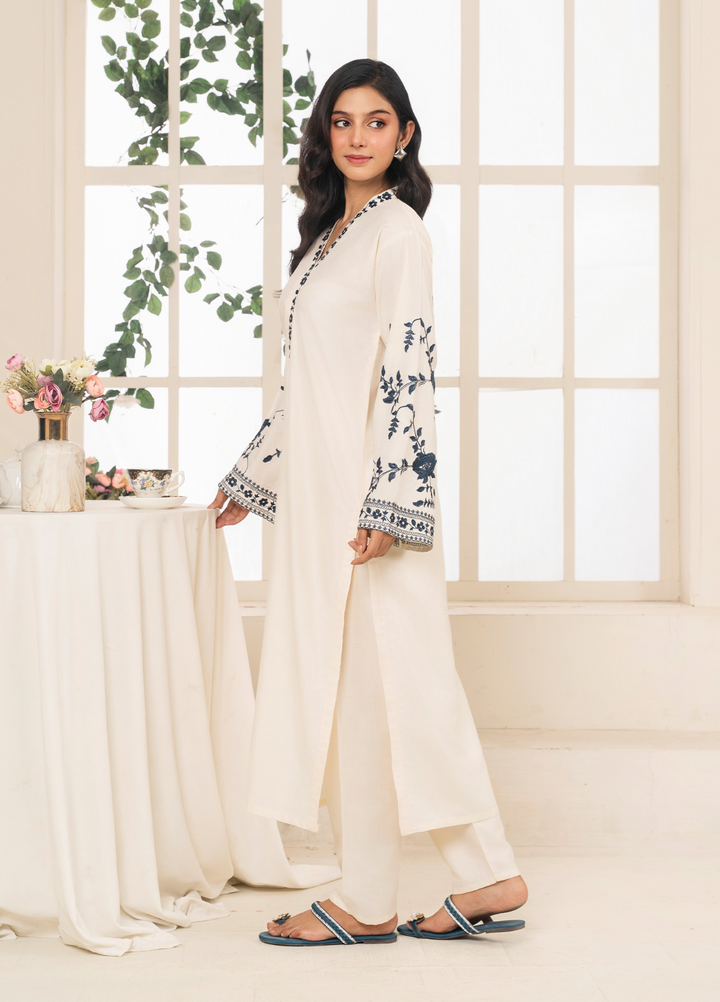 Lamhay by Haniya Mahnoor Pret Embroidered Linen 2 Piece Suit Noor