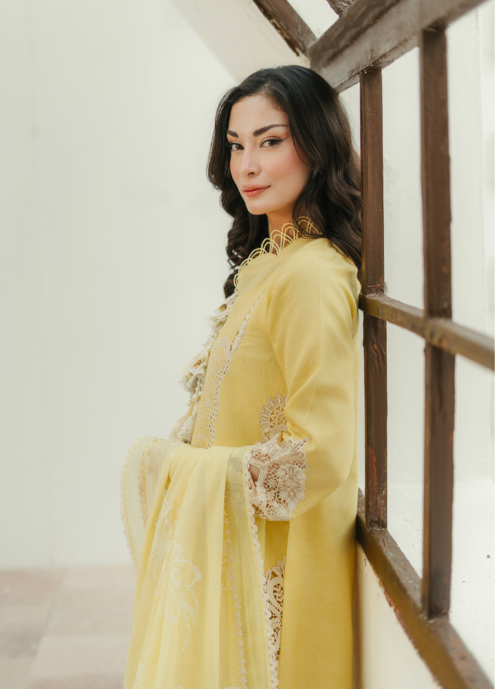 Manara by Maria RTW Embroidered Lawn 3 Piece Suit MN26RF Lily M-03 - Festive Collection