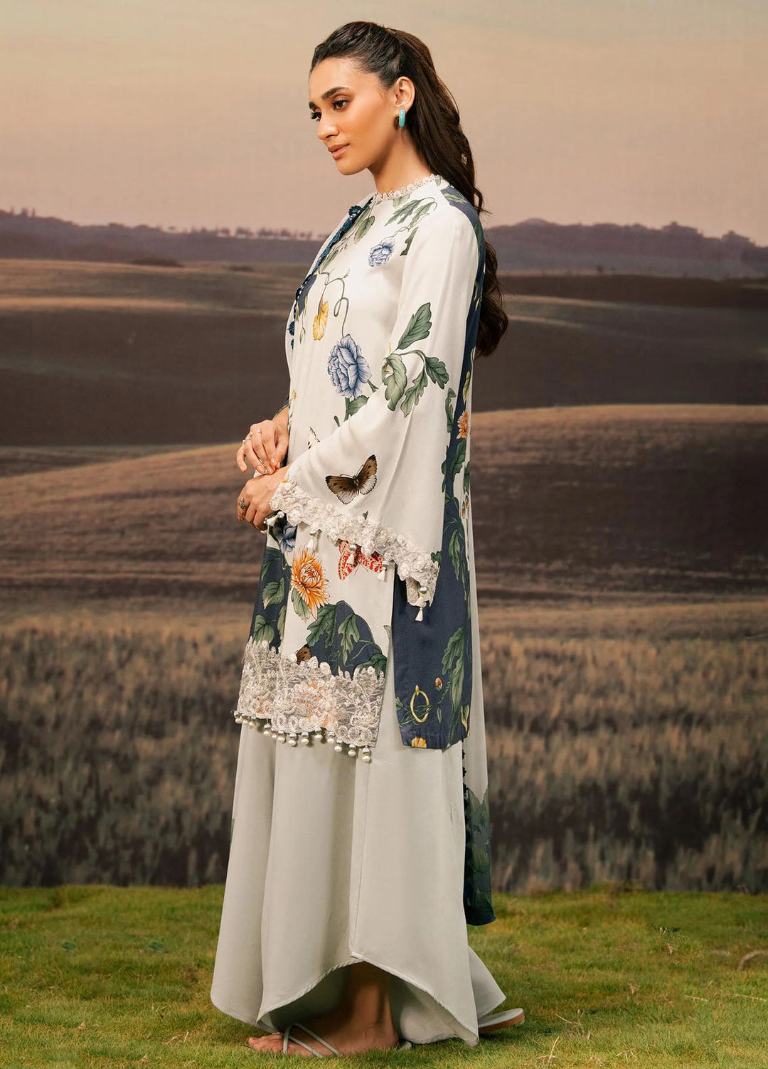 M Basic by Maria B Embroidered Arabic Lawn Suits Unstitched 3 Piece MB25PF MB-07 B - Summer Collection