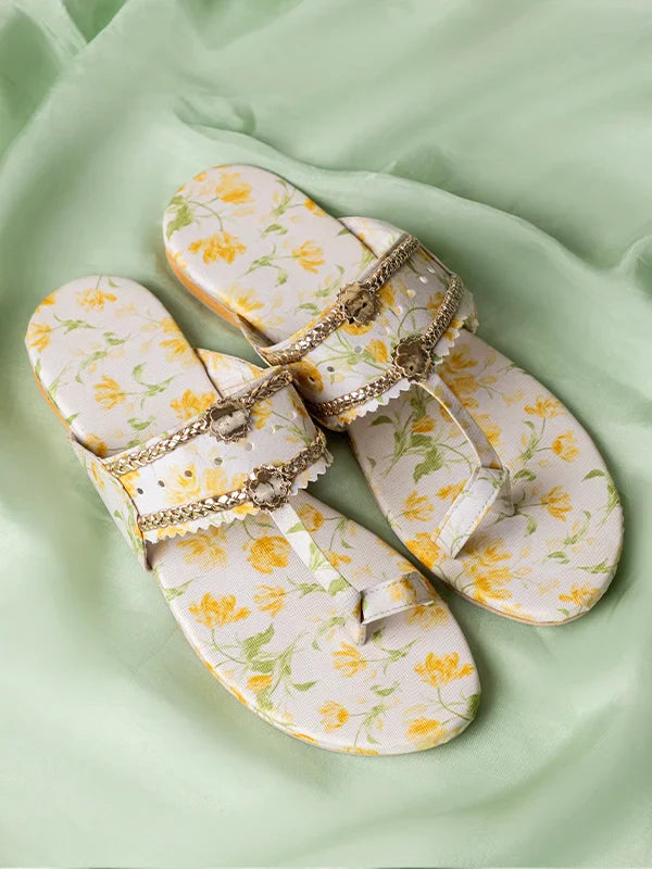 Maa aur Mai by TJK Designs Printed Footwear Floraison Kholapuri - Casual Collection