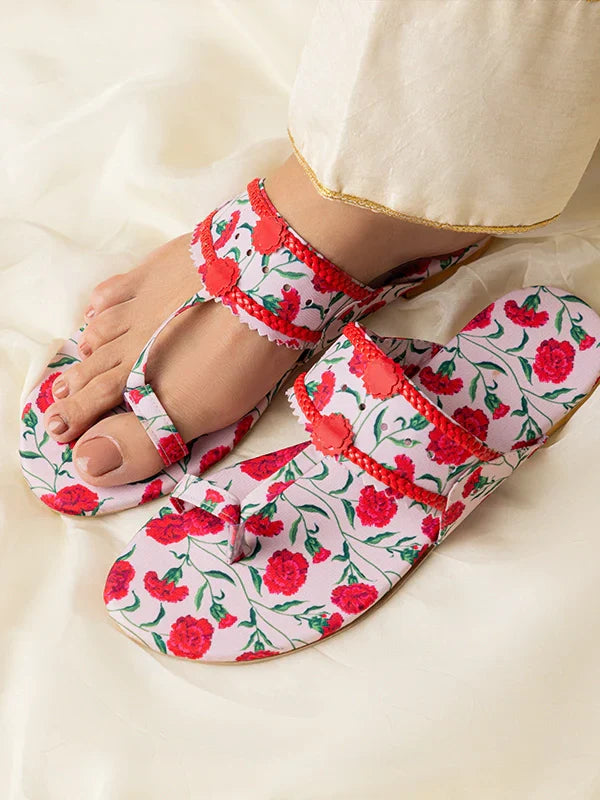 Maa aur Mai by TJK Designs Printed Footwear Khusbu Kholapuri - Casual Collection
