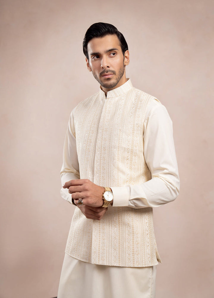 Muraqsh Ready To Wear Embroidered Bosky Men Bosky White Falling Waistcoat MUR-BWFEW - Summer Collection