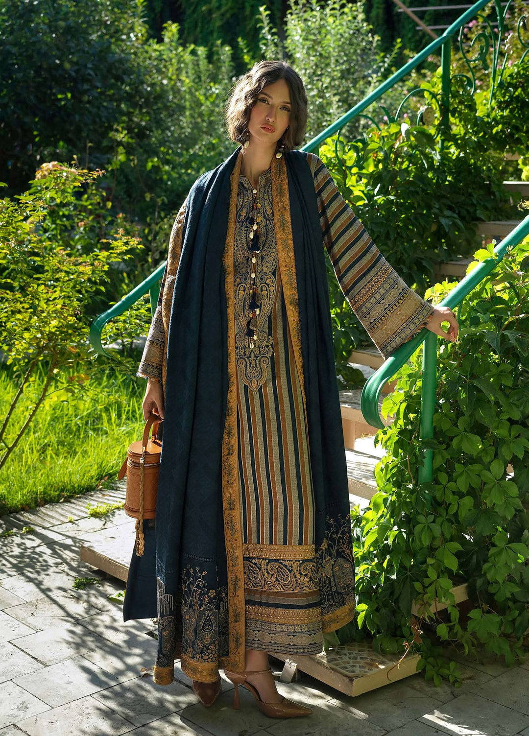 Echoes of Registan by Mushq Unstitched Embroidered Jacquard 3 Piece Suit MU26UER Gilded Arch MUNWI260103 - Casual Collection