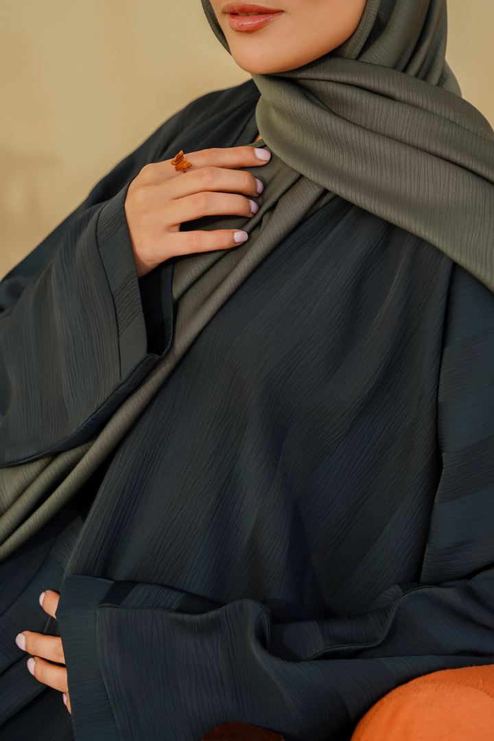 Divinely Crafted Abaya Casual Crepe 1 Piece Nahar Abaya | Buttoned Up