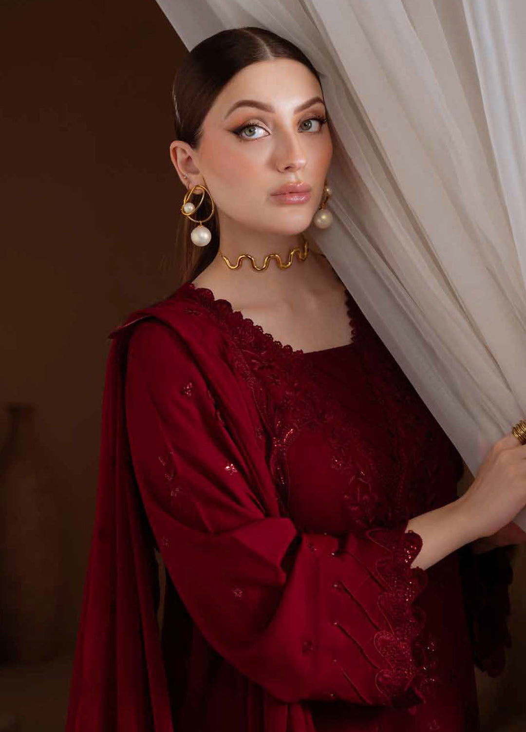 Nureh Embroidered Karandi Suits Unstitched 3 Piece NU25NK NE-173 - Winter Collection