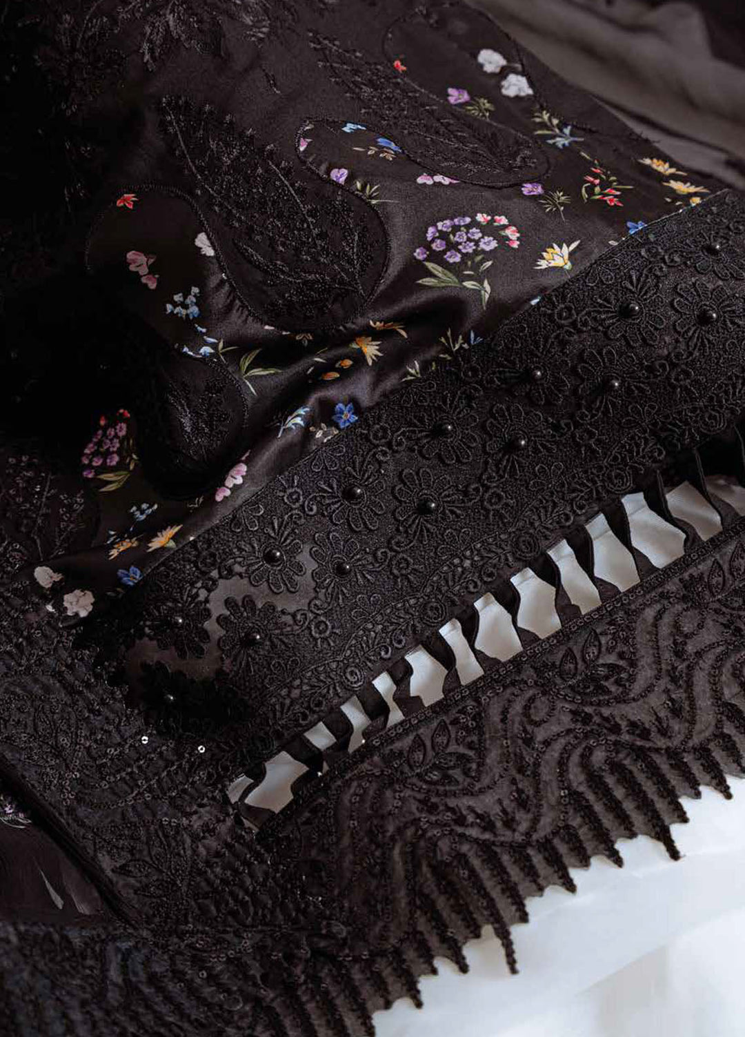 Nureh Embroidered Karandi Suits Unstitched 3 Piece NU25NK NE-174 - Winter Collection