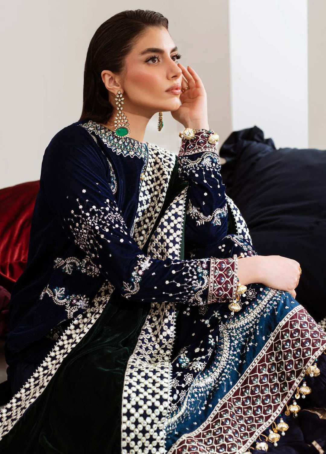 Maya by Nureh Unstitched Velvet Embroidered 3 Piece Suits NU25MV NW-109 - Festive Collection