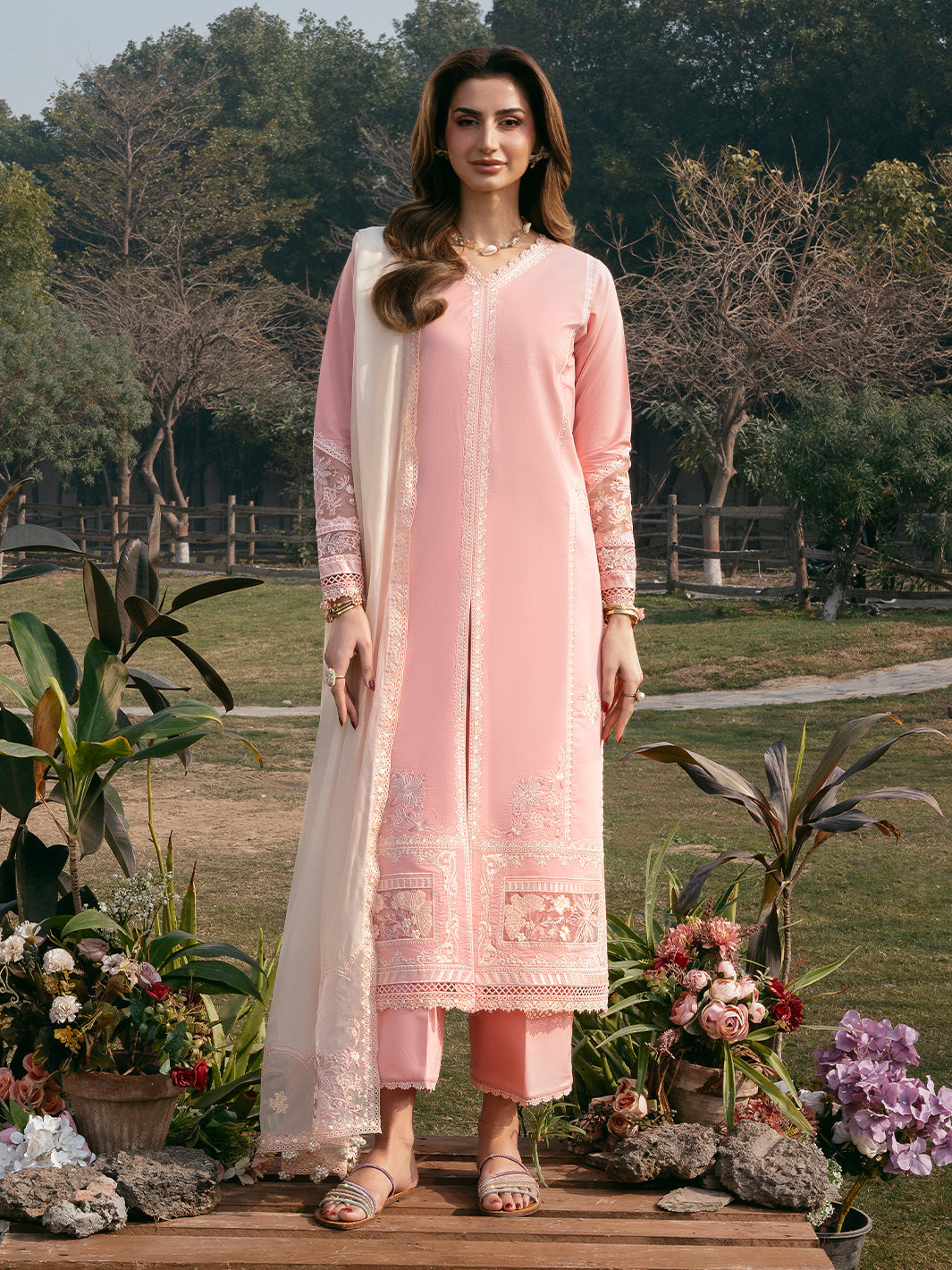 Mahveen by Izel Unstitched Embroidered Lawn 3 Piece Suit Noorin - Eid Collection