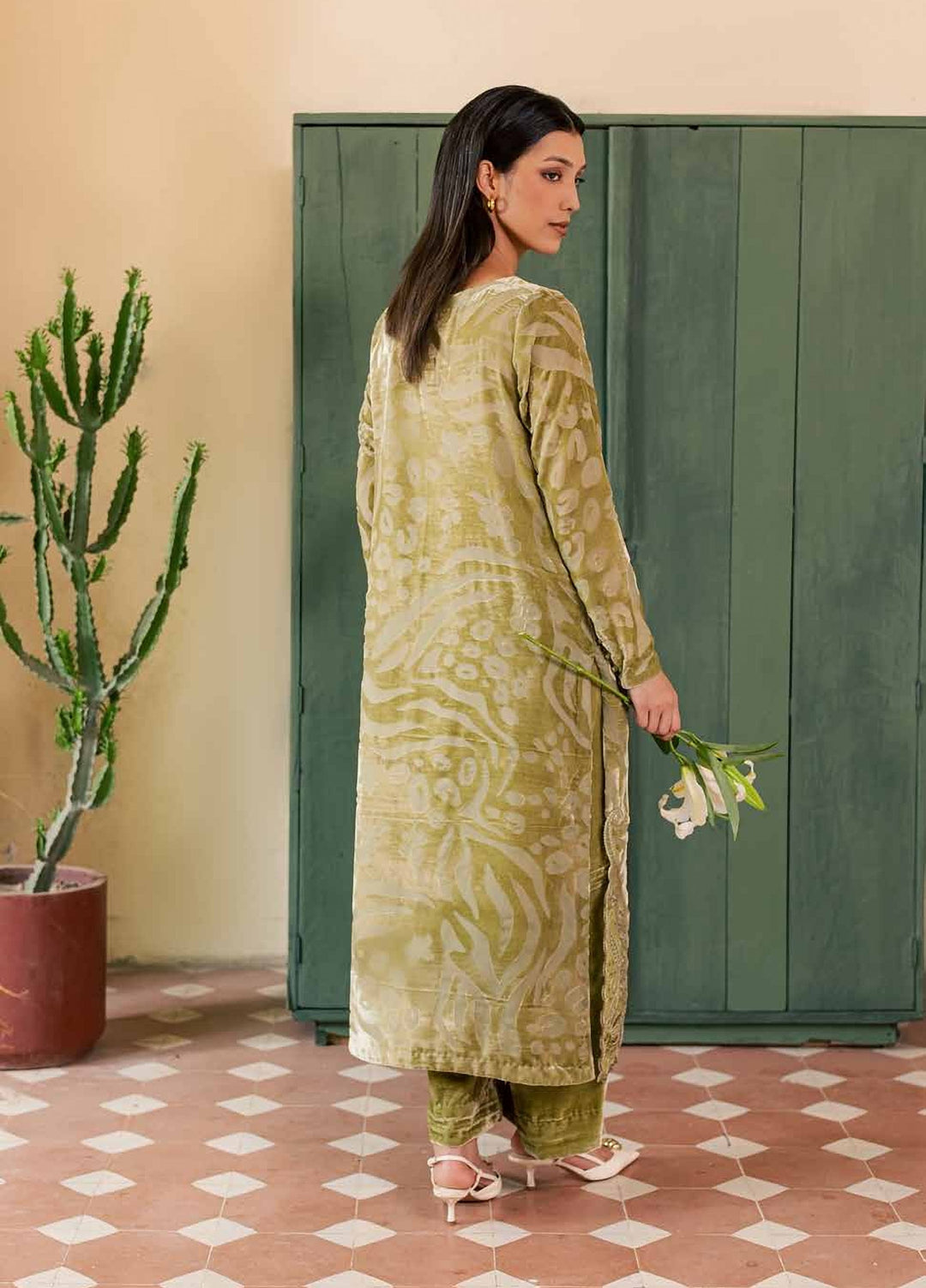 Ballerina by Nureh Unstitched Embroidered Velvet 2 Piece Suit NU26UVB Ballerina NU2-229 - Festive Collection