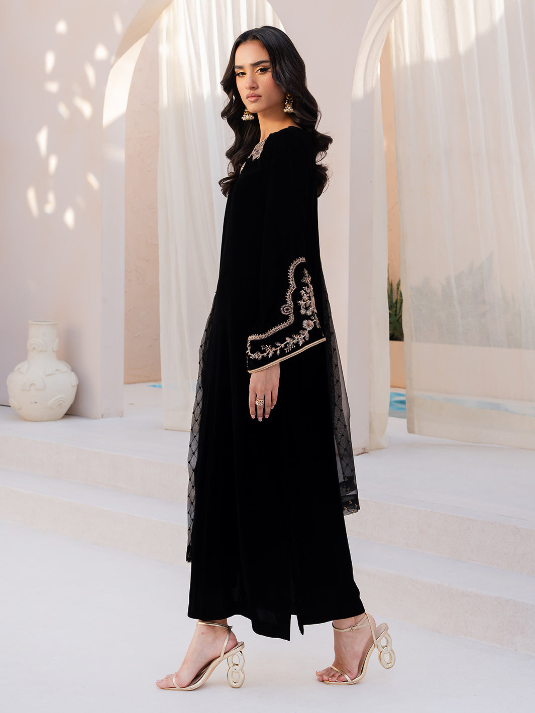 Le Tresor by Izel Pret Embroidered Velvet 3 Piece Suit Orabel - Festive Collection