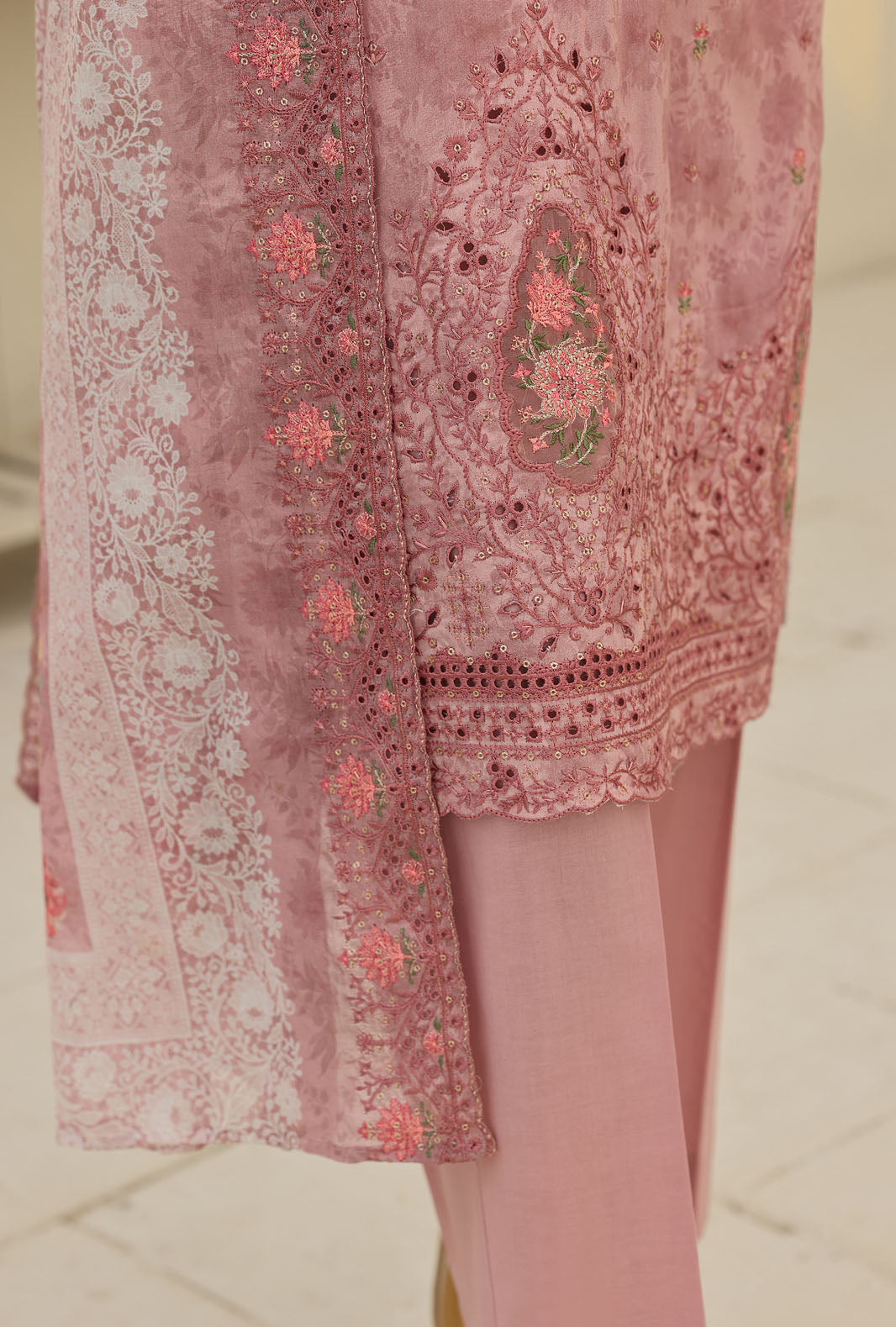 Premium Signature by HZ Textiles Unstitched Embroidered Lawn 3 Piece Suit PEC-1236 Festive Collection