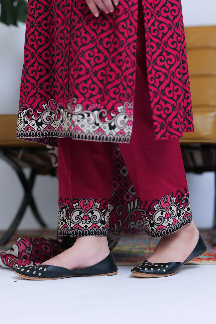 Senorita Women RTW Women Shocking Pink and Black Casual 3 Piece Suit Cotton Khaddar Printed LAD-02548 - Winter Collection