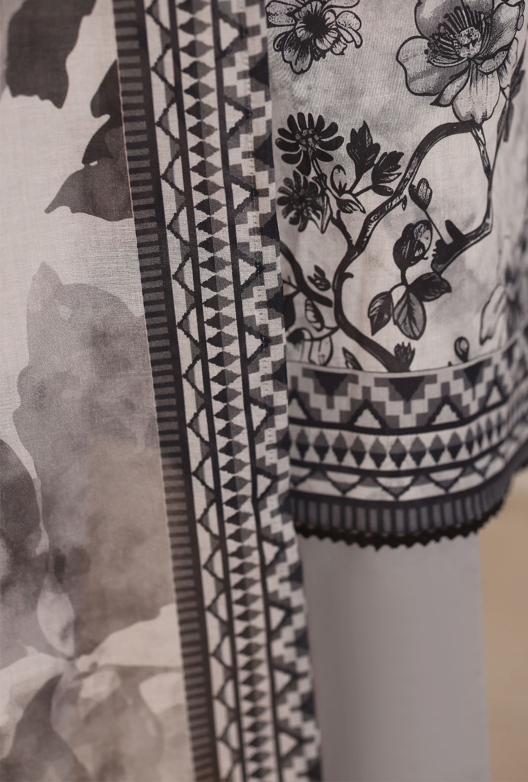 Platinum by HZ Textile Unstitched Printed Lawn 3 Piece Suit PPC-1180 - Casual Collection