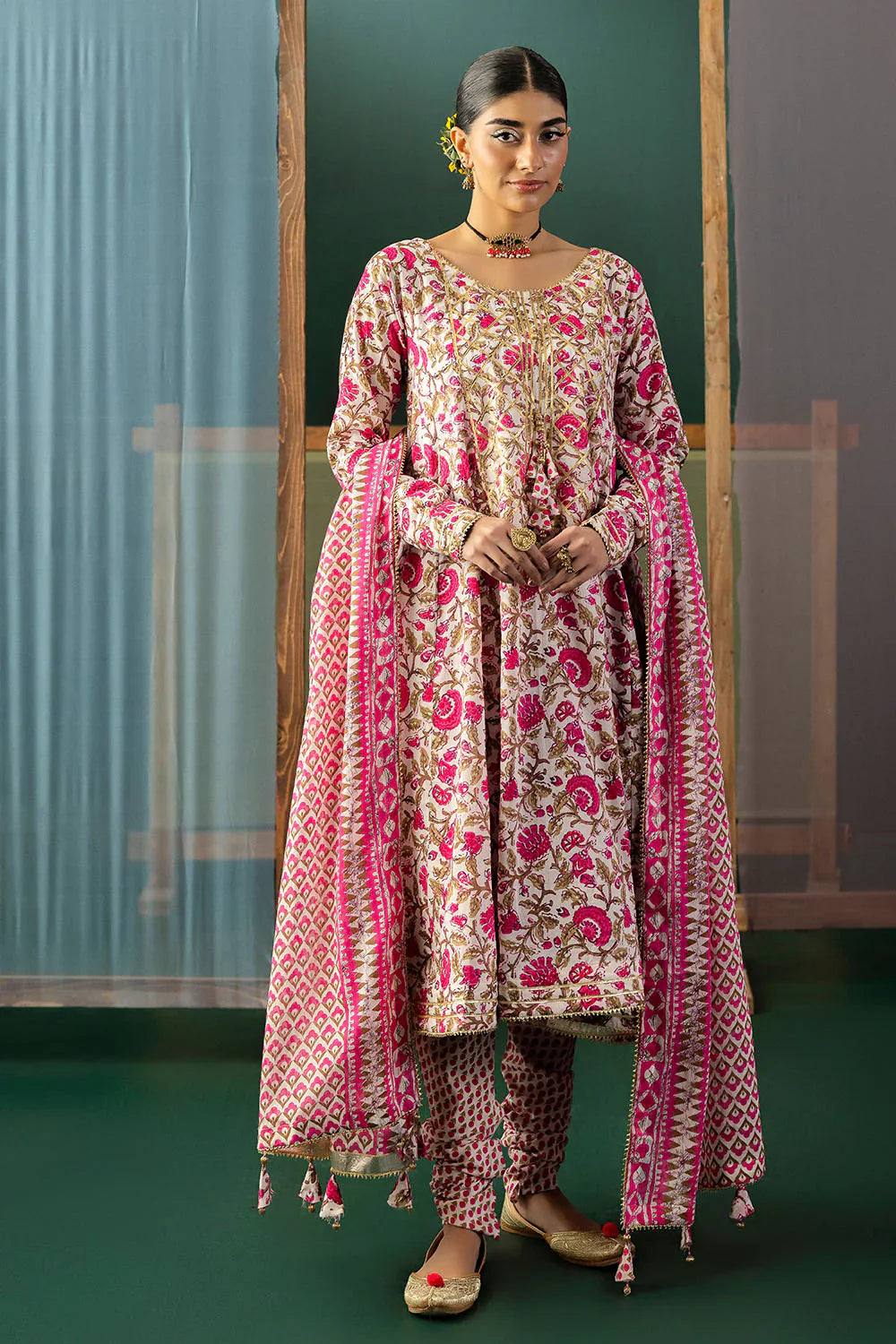 Heritage by Gul Ahmed Unstitched Embroidered Lawn 3 Piece Suit GA26UFH CL-62043 - Summer Collection