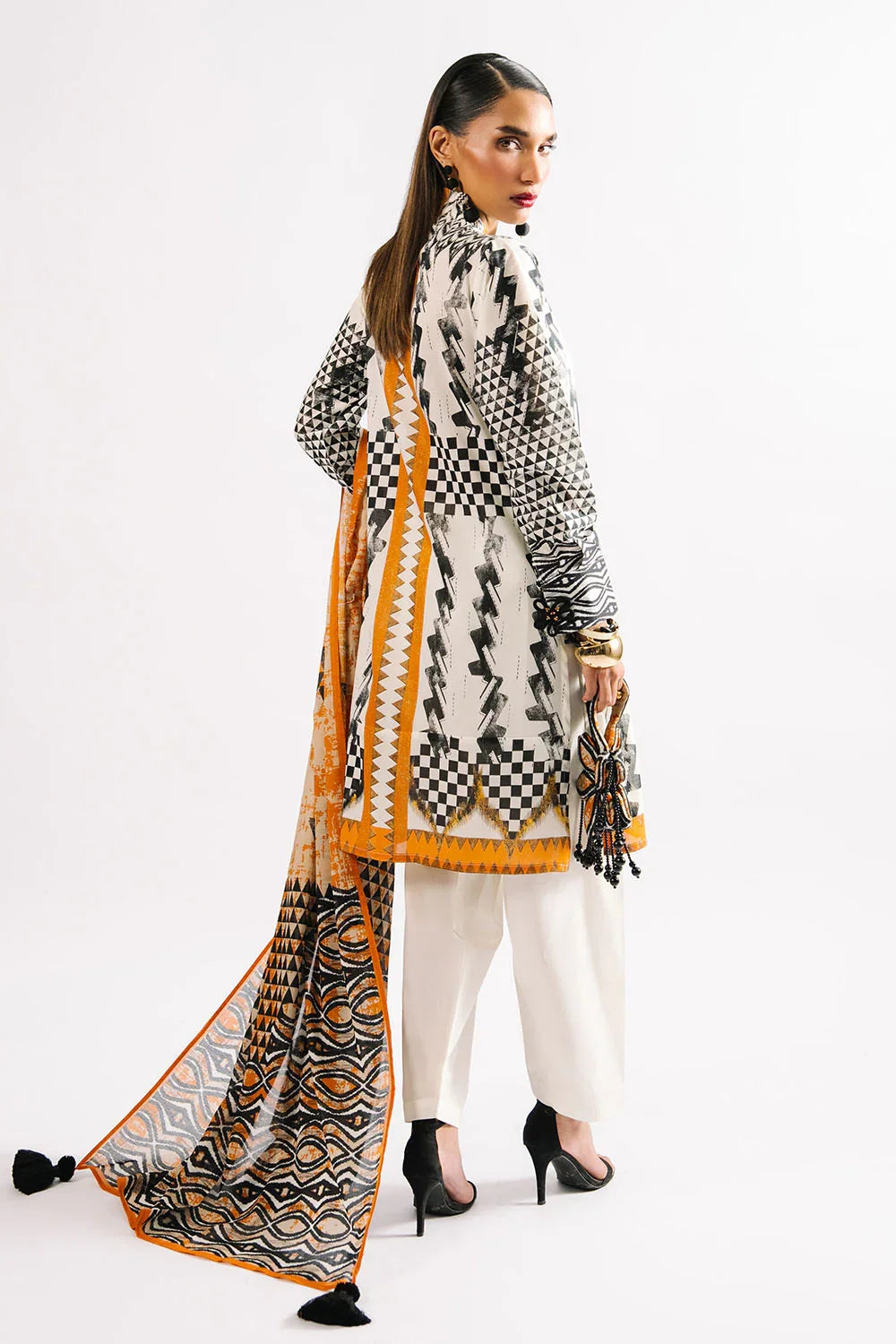 Heritage by Gul Ahmed Unstitched Printed Lawn 3 Piece Suit GA26UFH CL-62089 - Summer Collection