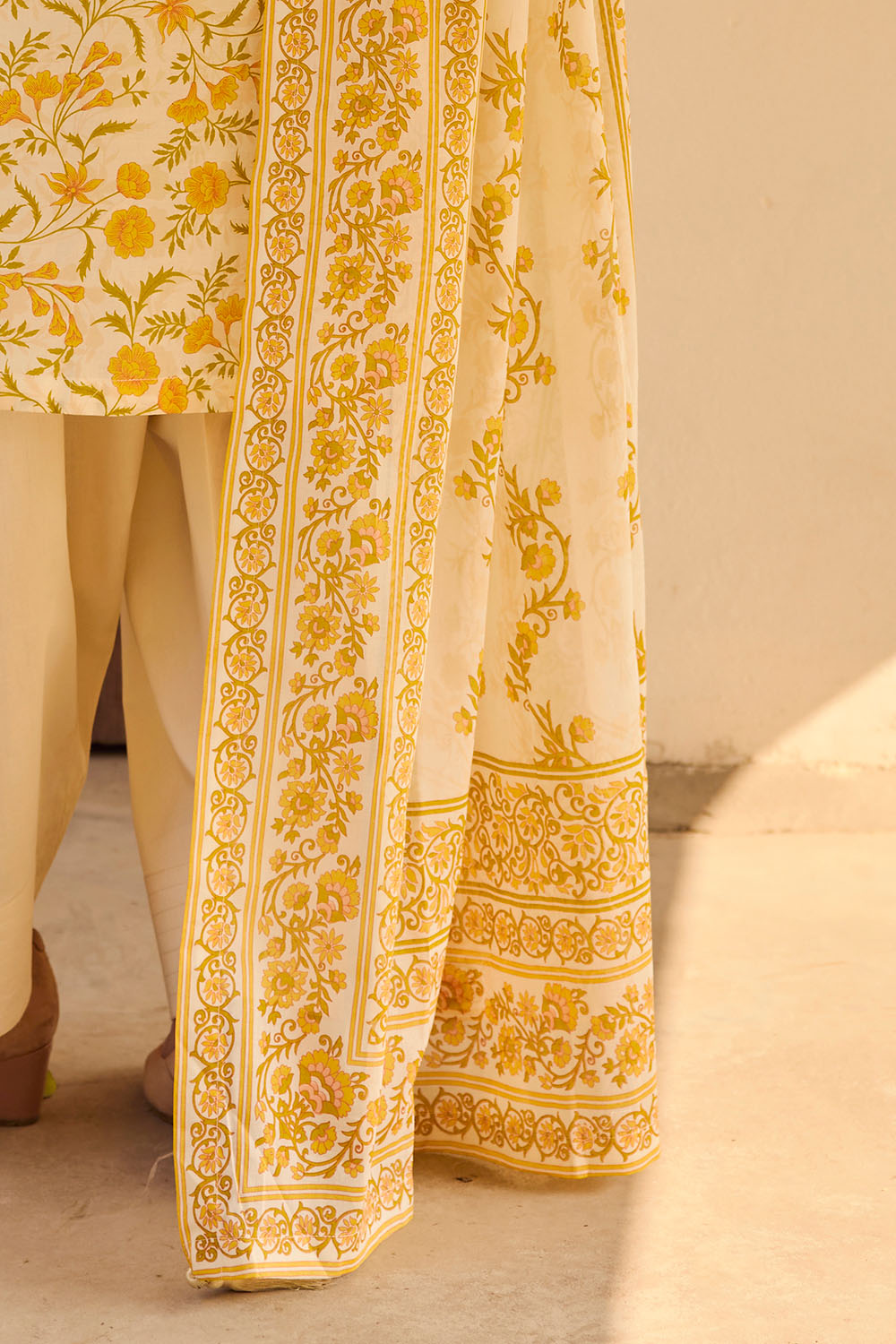 Tribute To Mother by Gul Ahmed Unstitched Printed Lawn 3 Piece Suit GA26UTM CL-62113 A - Summer Collection