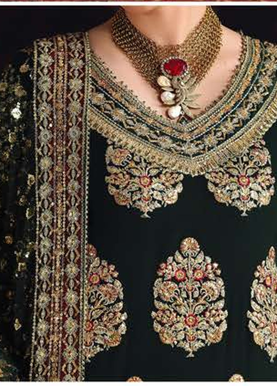 Royale Eternel by Roheenaz Unstitched Embroidered Chiffon 3 Piece Suit RN26URE Crown Jewel RUNCH260102 - Wedding Collection
