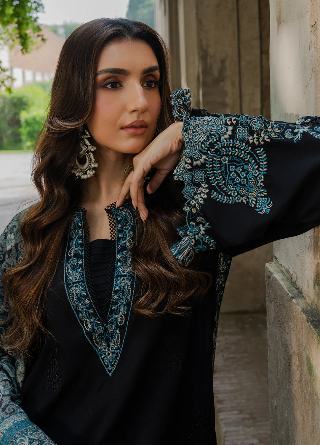 Nooraniyat by Izel Embroidered wool Suits Unstitched 3 Piece IZ25NW Raabta - Winter Collection