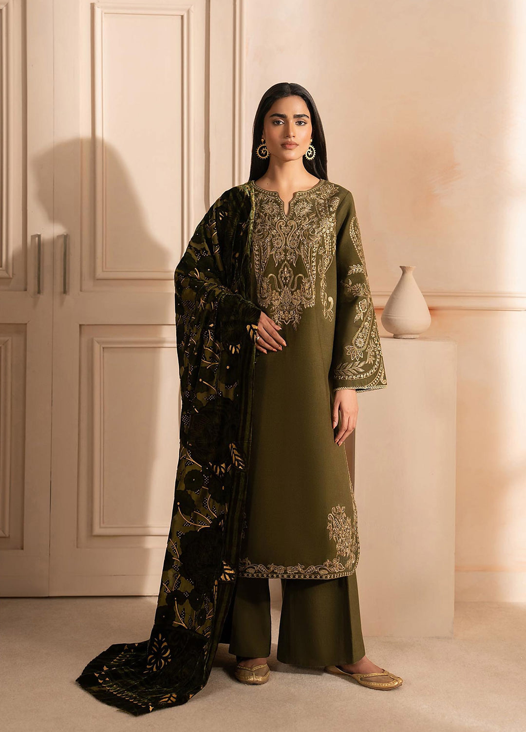 RajBari Exclusive Shawl Unstitched Embroidered Khaddar 3 Piece Suit RB26UES 12 - Winter Collection