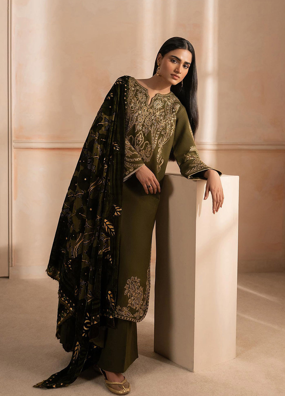 RajBari Exclusive Shawl Unstitched Embroidered Khaddar 3 Piece Suit RB26UES 12 - Winter Collection