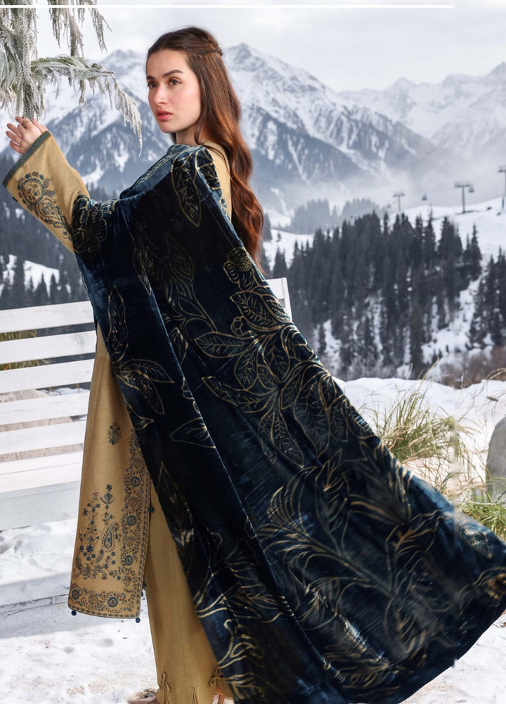 Carnation by Rang Rasiya Unstitched Embroidered Karandi 3 Piece Suit RR26UKW OLIVINE - Winter Collection