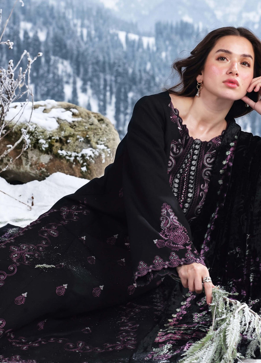 Carnation by Rang Rasiya Unstitched Embroidered Karandi 3 Piece Suit RR26UKW ONYX - Winter Collection