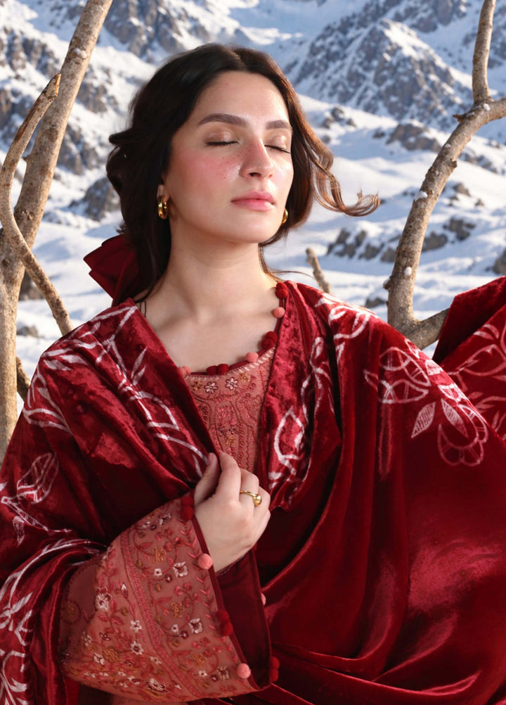 Carnation by Rang Rasiya Unstitched Embroidered Karandi 3 Piece Suit RR26UKW ROSEA - Winter Collection