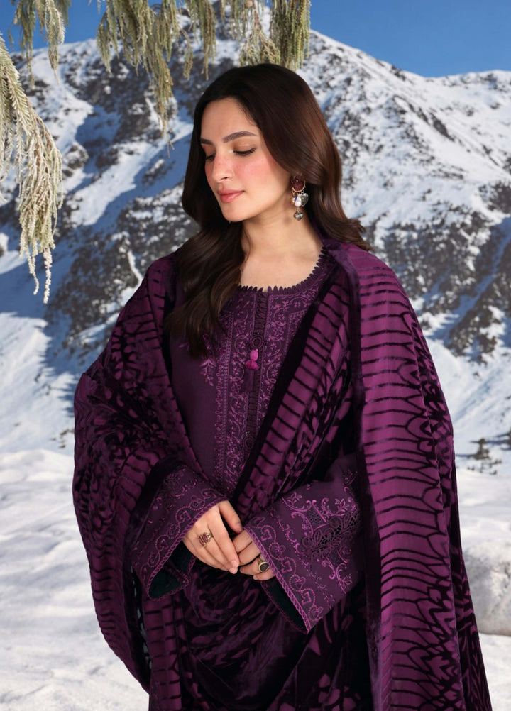 Carnation by Rang Rasiya Unstitched Embroidered Karandi 3 Piece Suit RR26UKW VELOUR - Winter Collection