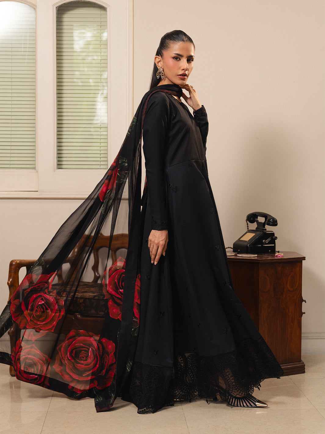 The Soft Hour by Yards Unstitched Embroidered Lawn 3 Piece Suit Noir Rose Casual Collection