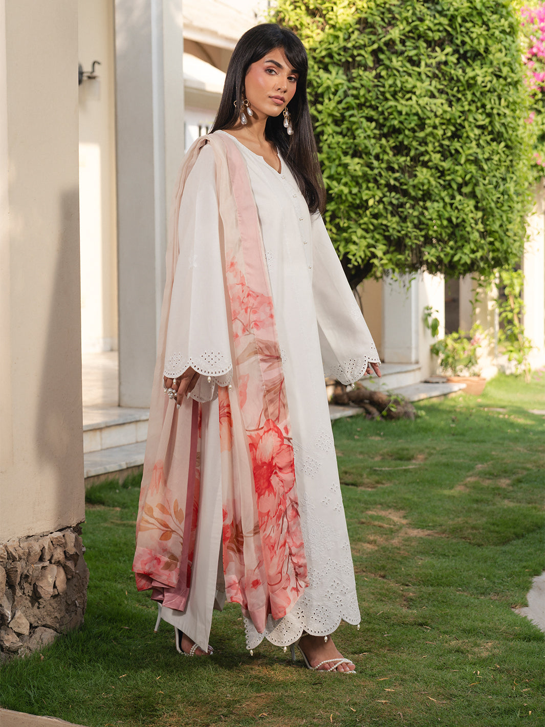 The Soft Hour by Yards Unstitched Embroidered Lawn 3 Piece Suit Elowen Casual Collection