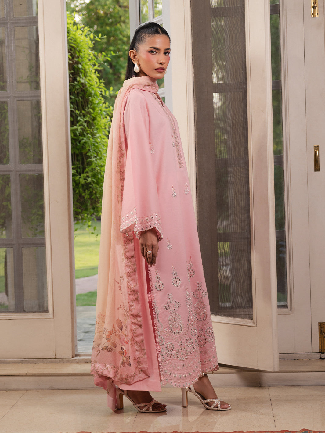 The Soft Hour by Yards Unstitched Embroidered Lawn 3 Piece Suit Velina Casual Collection