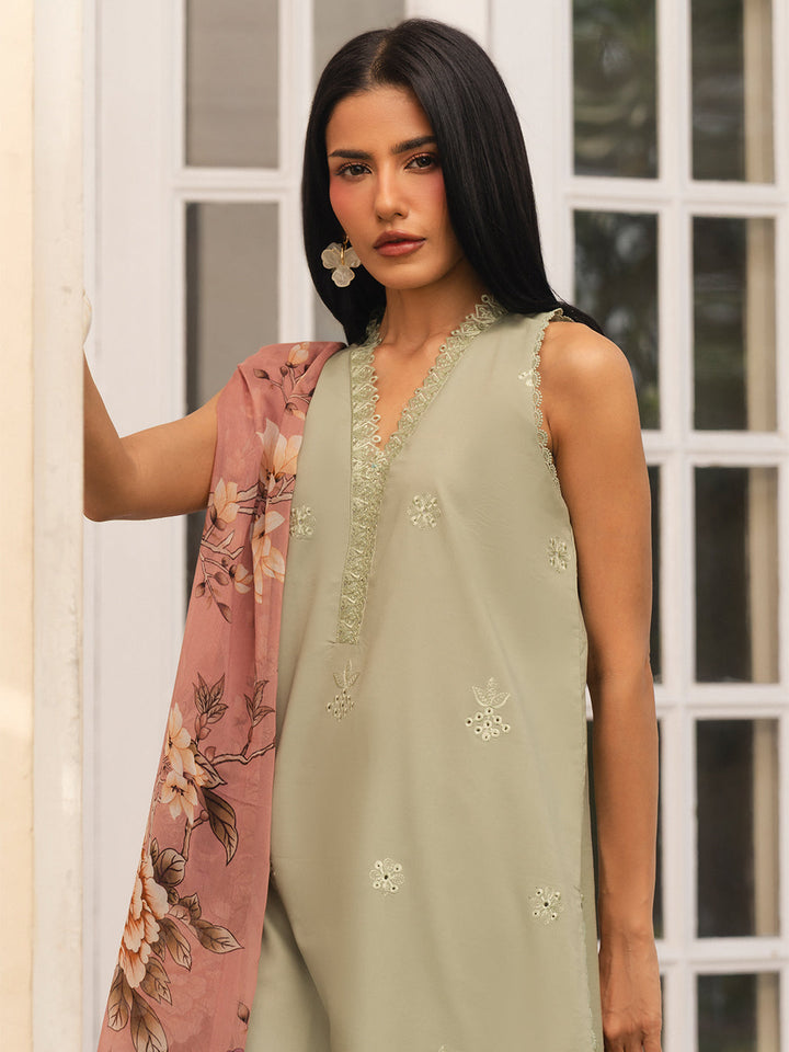 The Soft Hour by Yards Unstitched Embroidered Lawn 3 Piece Suit Vale Casual Collection