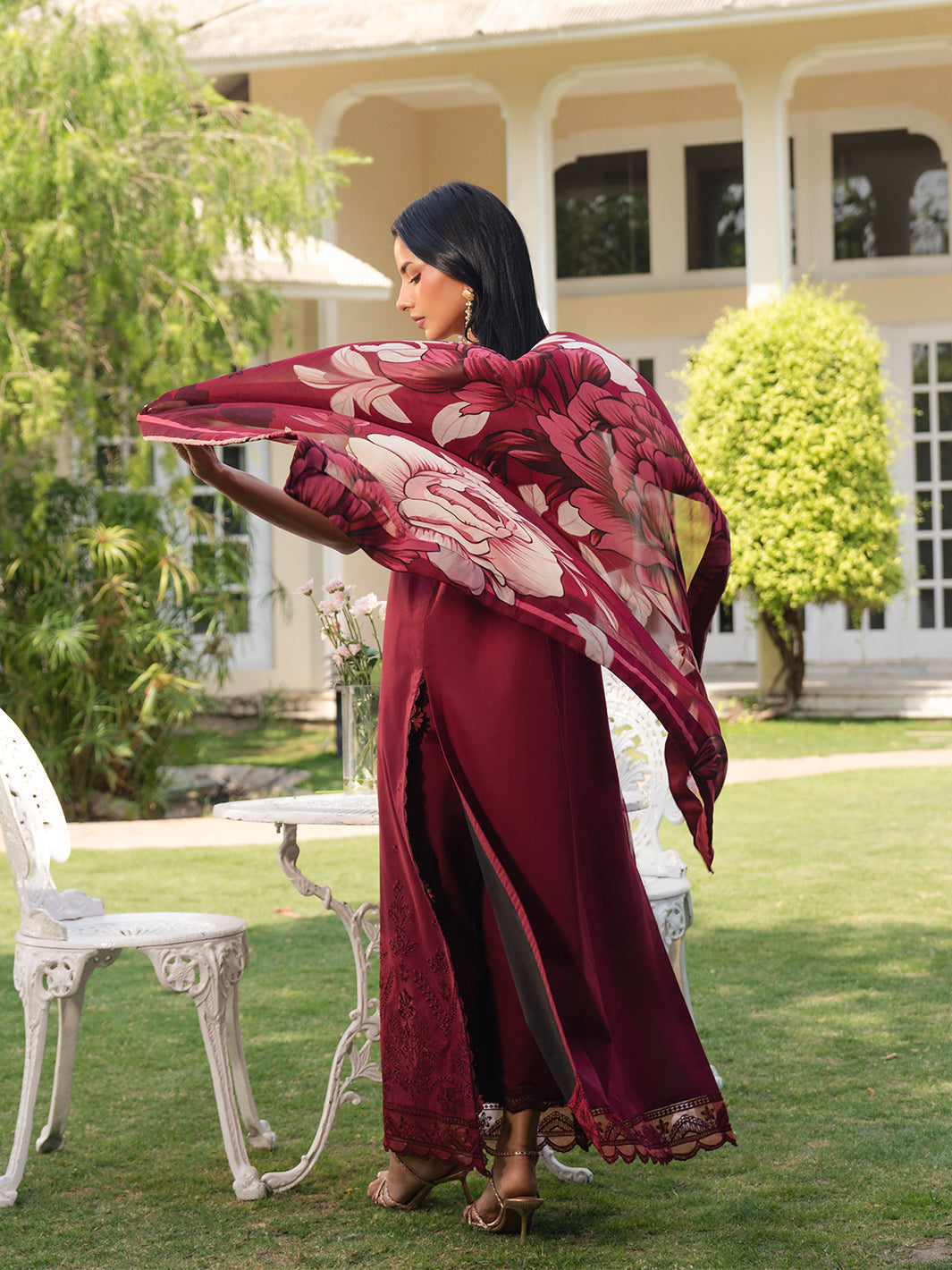 The Soft Hour by Yards Unstitched Embroidered Lawn 3 Piece Suit Amora Casual Collection